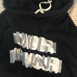 New never worn under armour hoodie